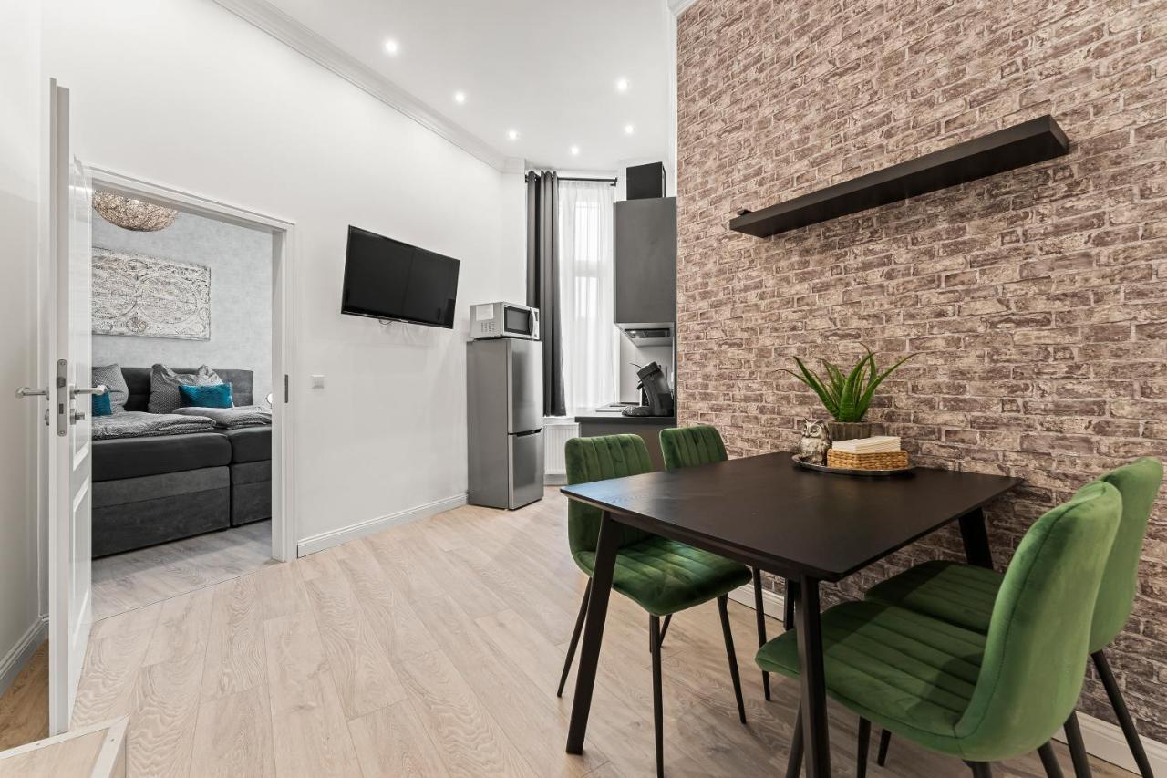 The Mierendorf Hinterhaus, 2 Bed Rooms Up To 4 People Berlin Kültér fotó